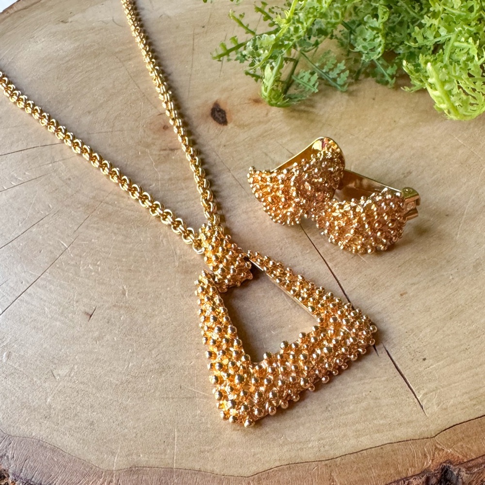 Vintage Sarah Coventry Golden Sunset Hobnail Door Knocker Necklace & Earring Set